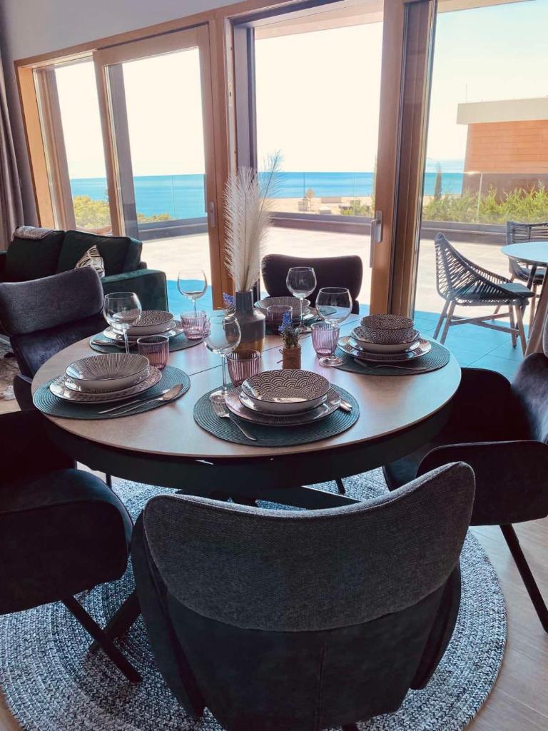 Sea View Deluxe Apartment 5