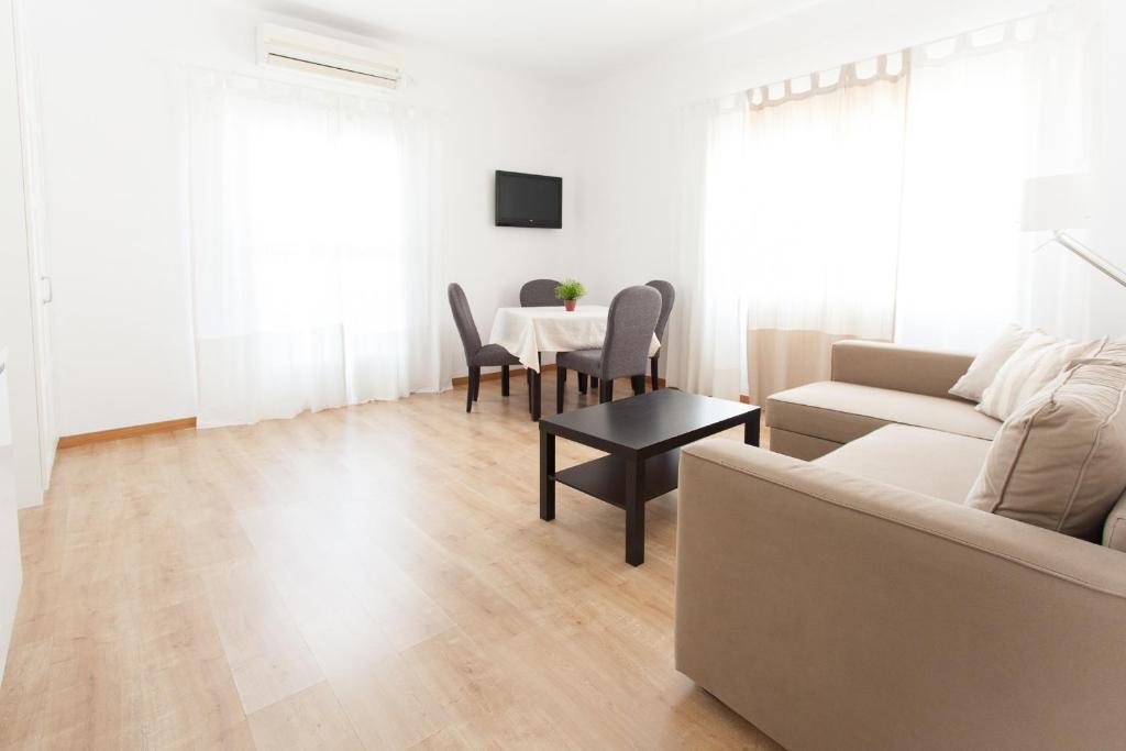 Apartamentos Diaber Laraña 7