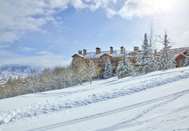 2 Bedroom Ski In, Ski Out Luxury Residence Located On Fanny Hill In The Heart Of Snowmass Village