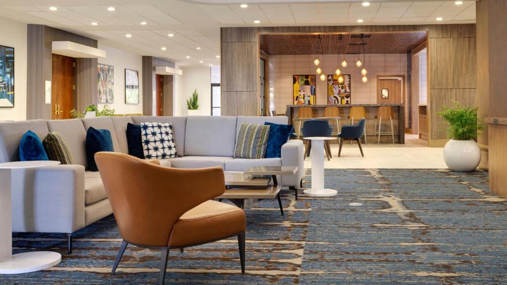 Holiday Inn San Jose-Silicon Valley, an IHG Hotel Image