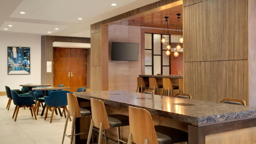 Holiday Inn San Jose-Silicon Valley, an IHG Hotel Image