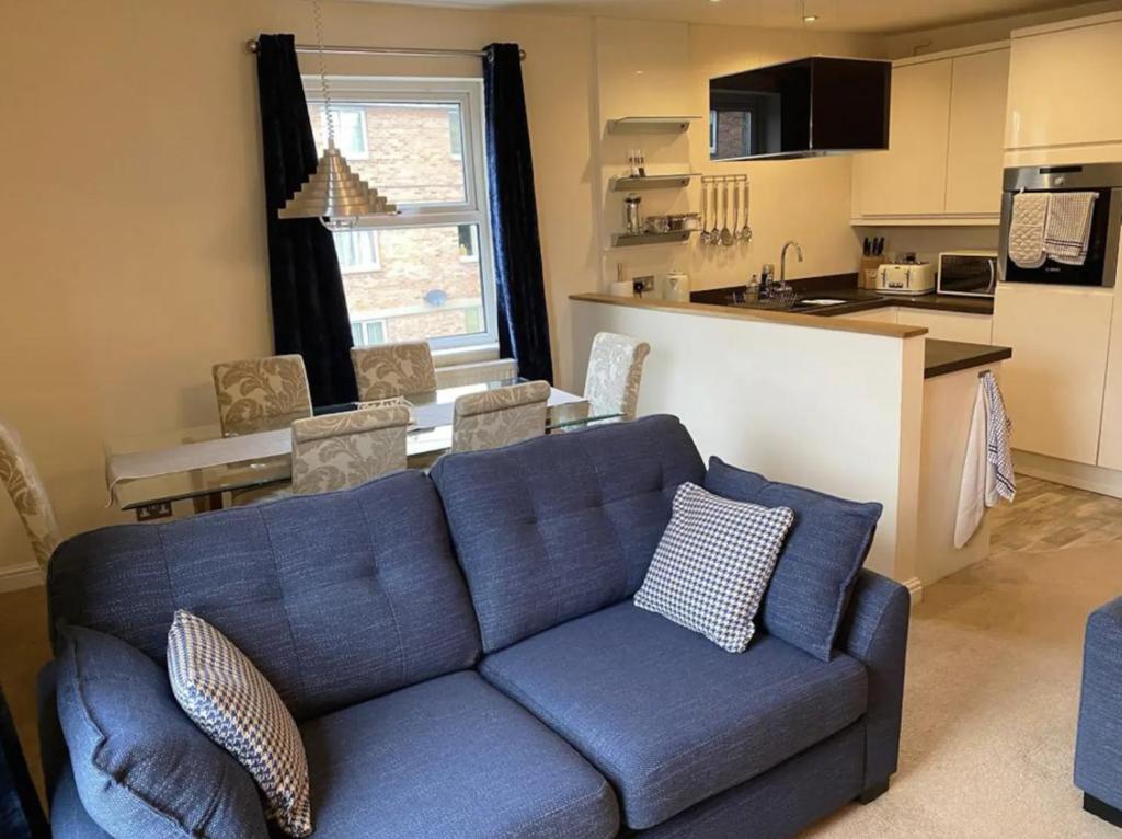 Park Crescent apartment 4