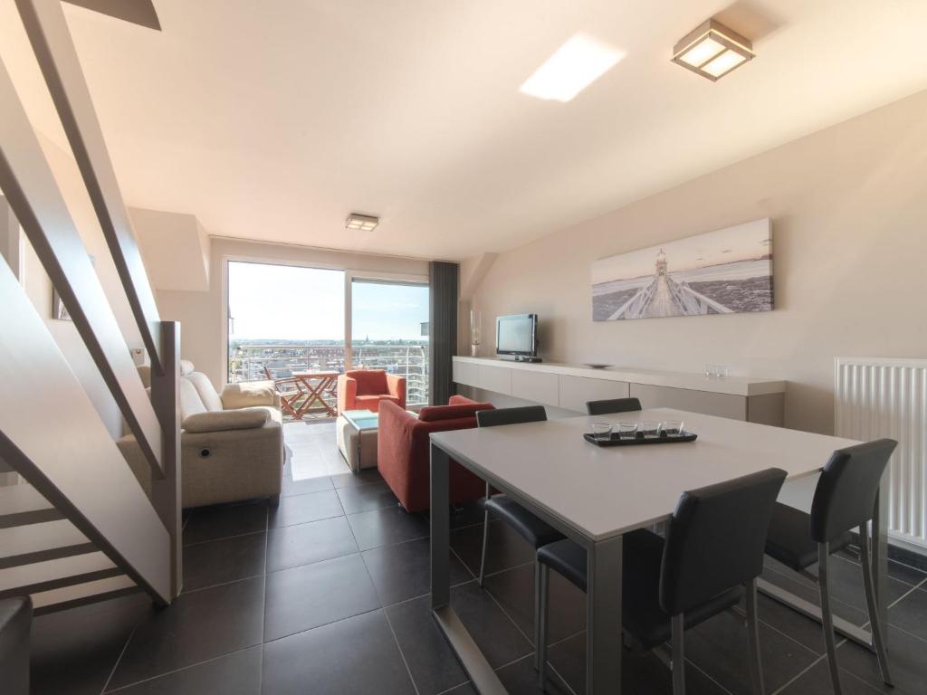 Apartment Skyview with parking and balcony by Interhome 1