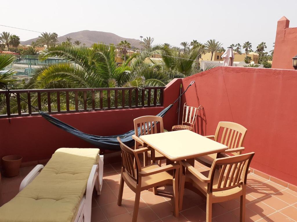 Oasis Waves House 7