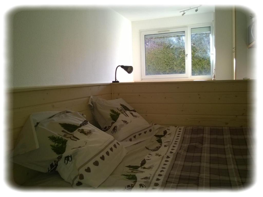 Photo de la galerie de l'établissement La Serre - Centre du village - Départ des pistes de fond et Skibus à 50m, à Prémanon 3 autres photos