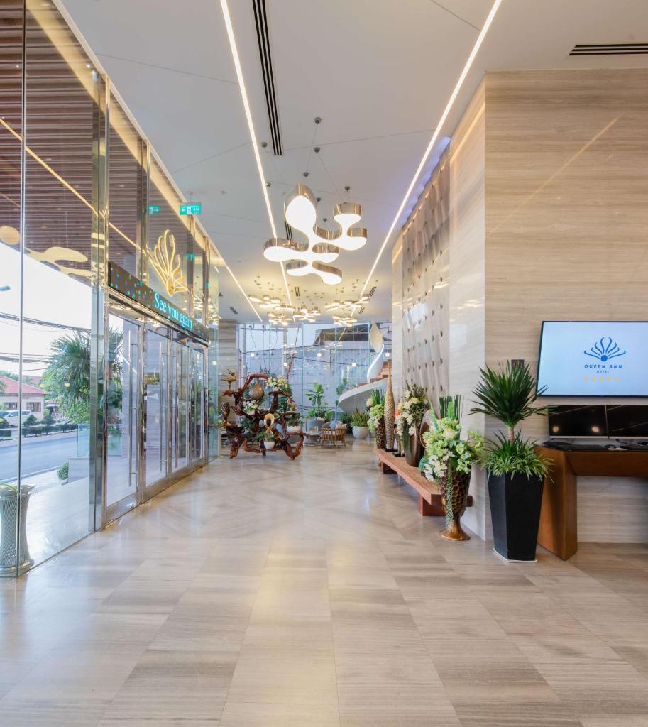 Queen Ann Nha Trang Hotel