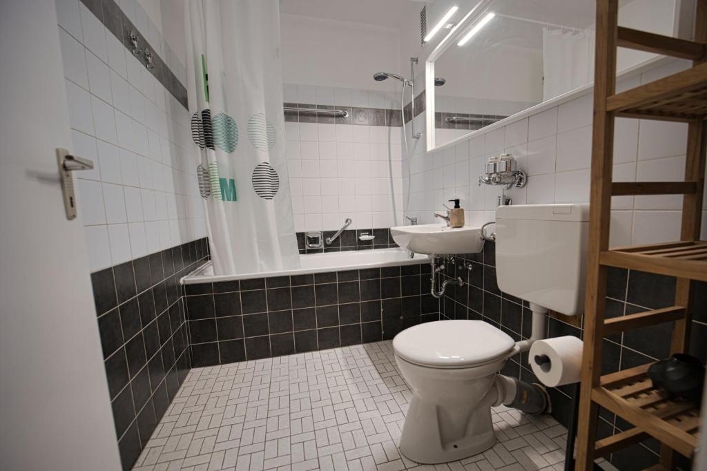 HejU - Luxury Aussicht - Kingsize Bed - Kitchen - Bathtub 3