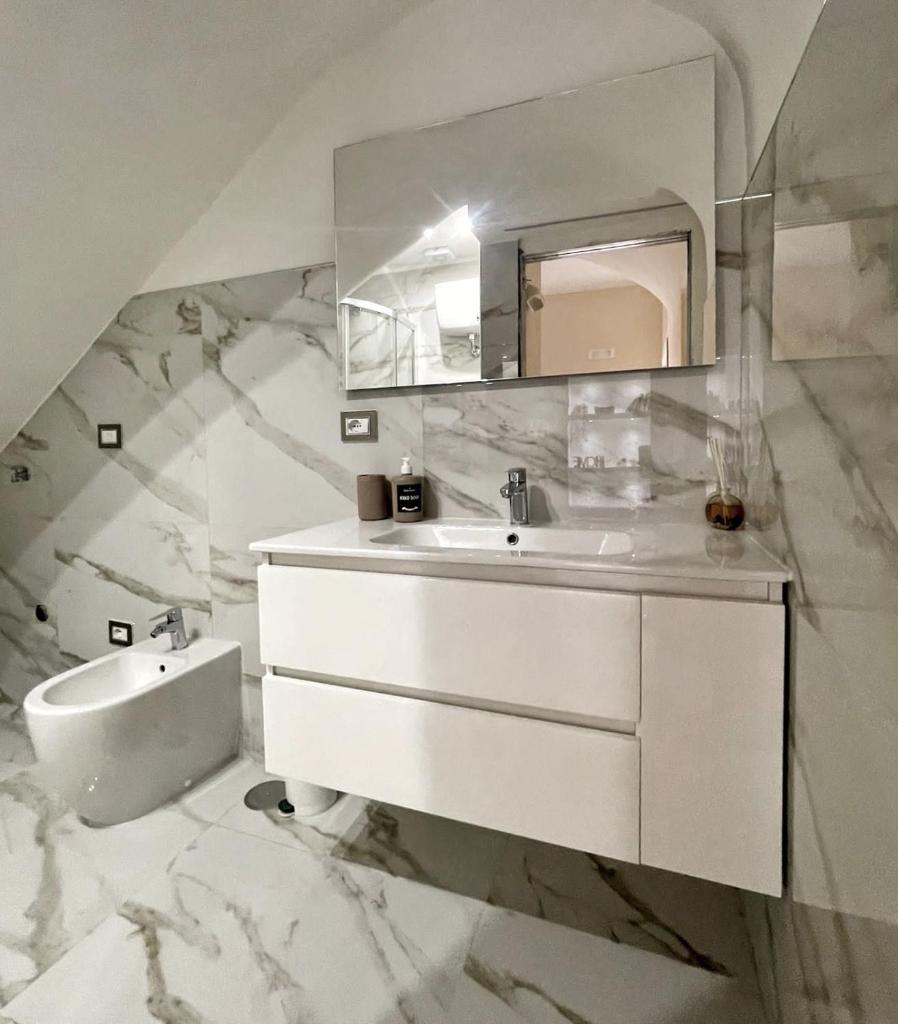 Re Ferdinando Apartment 3