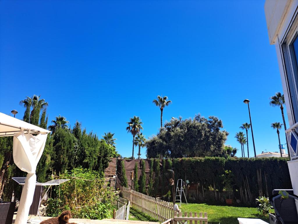 Apartamento con jardín y piscina Pet friendly 7