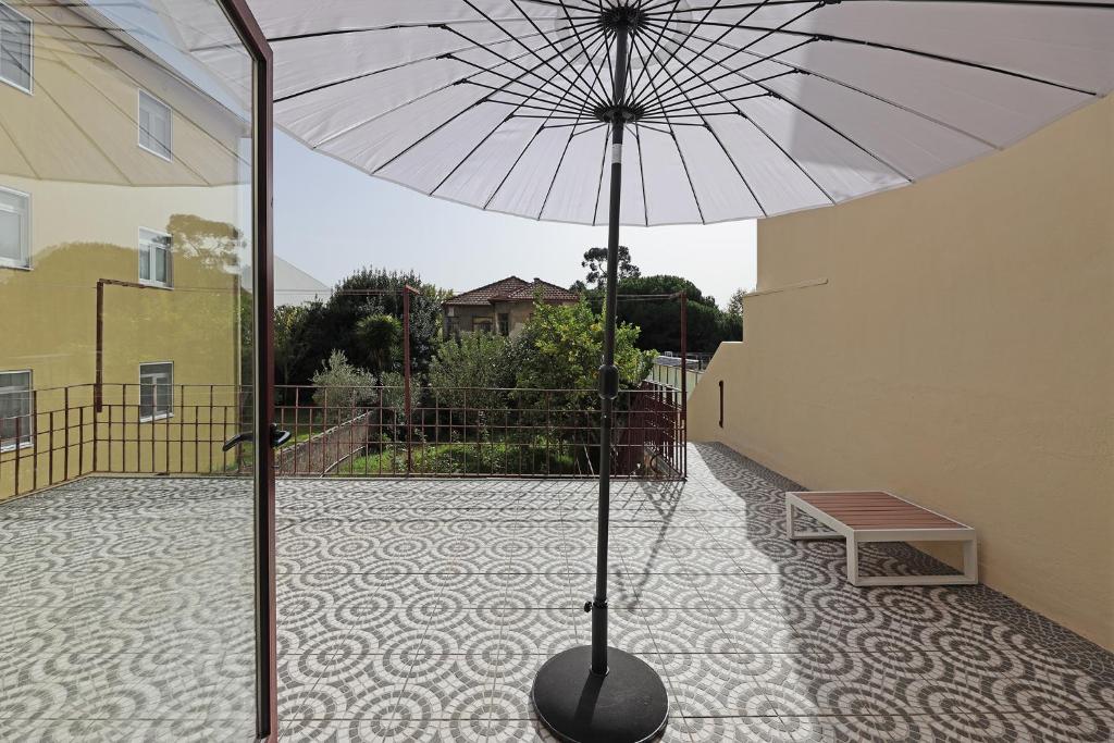 FLH Porto Classic Apartment with Terrace & Parking 8