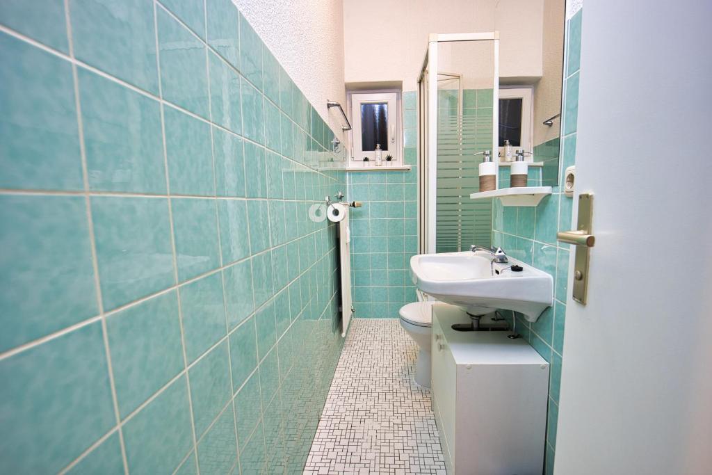 HejU - Altbau meets Design - Parkplatz - Netflix 8