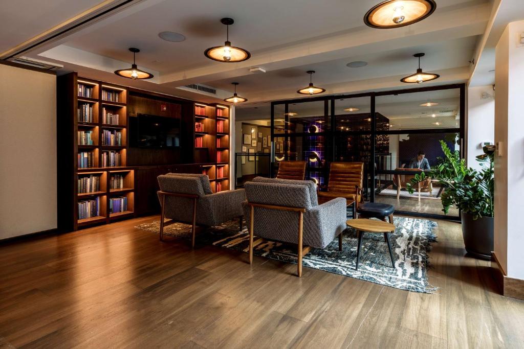 Arlo SoHo Image