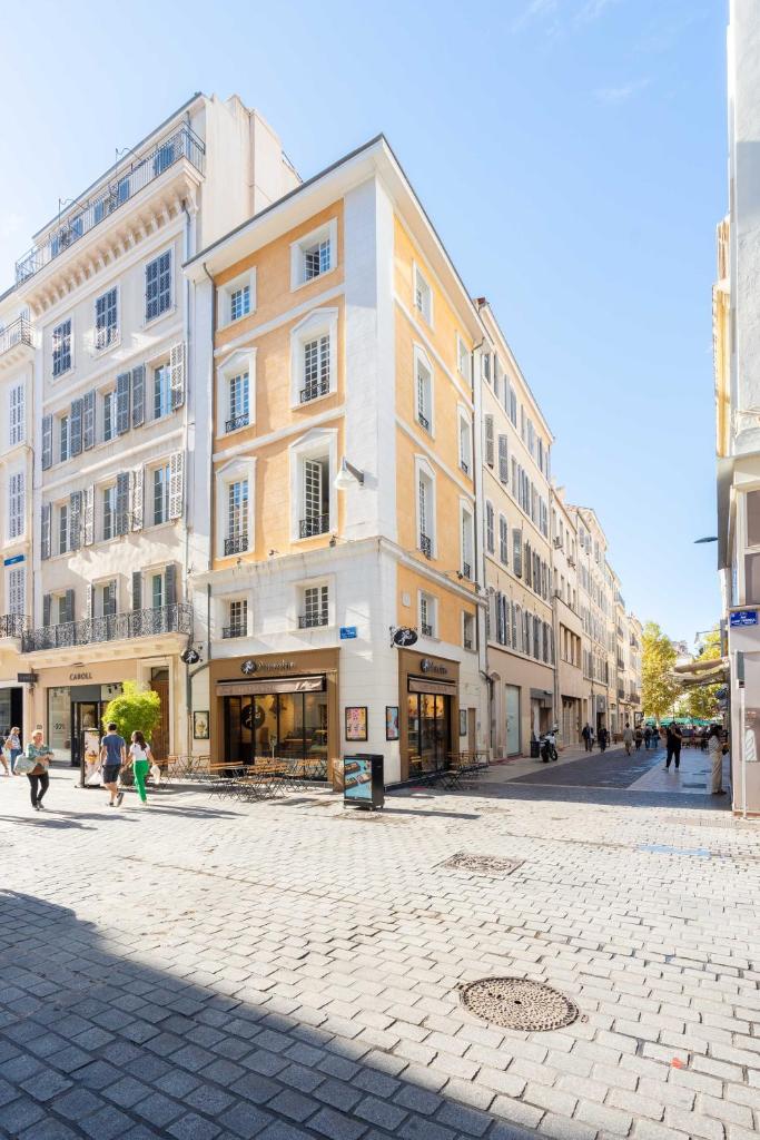 Les Petits Pavillons Appartements Standing 1 chambre 4 pers Clim Vieux-Port 6