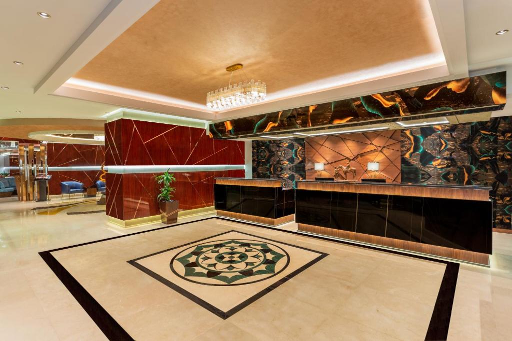 Park Regis Kris Kin Hotel Image