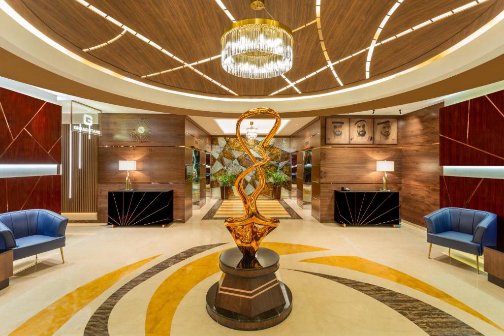 Park Regis Kris Kin Hotel Image