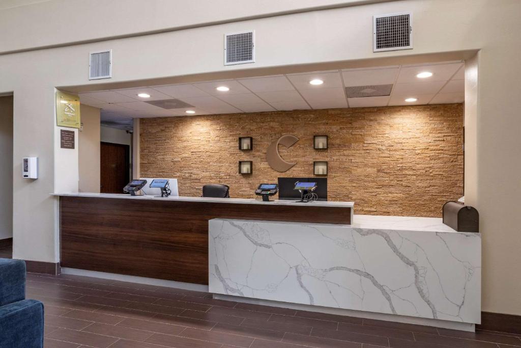 Comfort Suites near Texas Medical Center - NRG Stadium Image