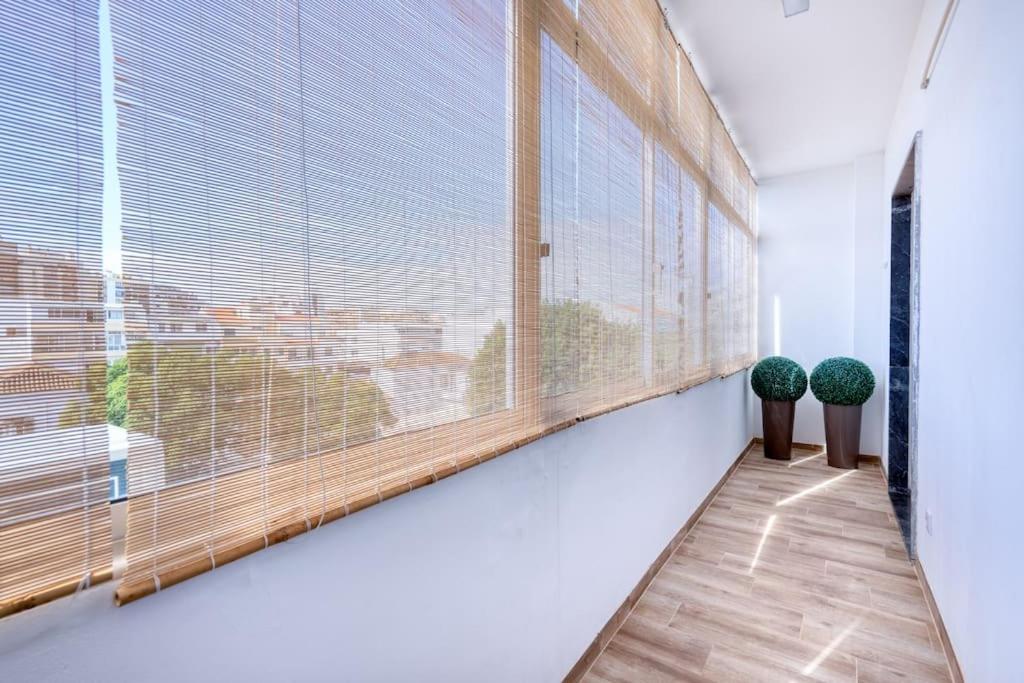 Faro Center with AC & WiFi 6