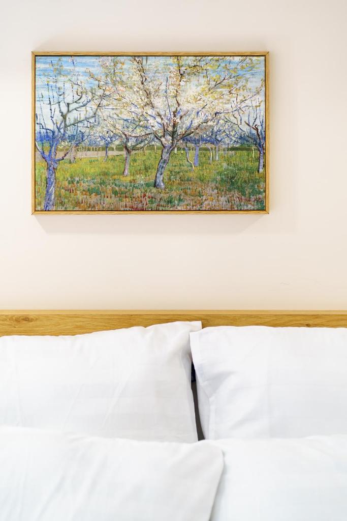 LATA Hotel & Apartments