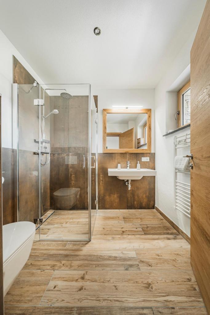 Dachstein West Apartment 1B 3