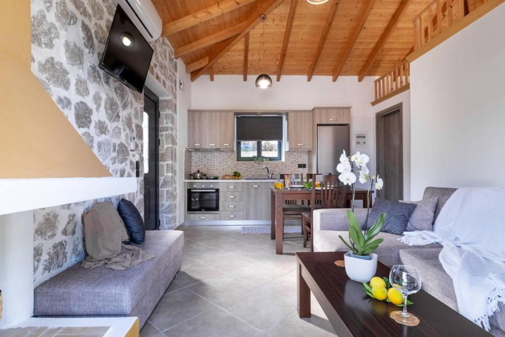 villa on the sea 8