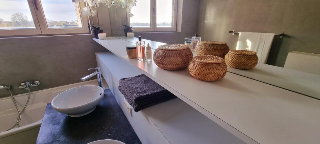 Cozy house at the lake 8