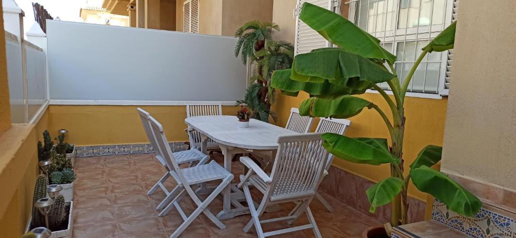 BUNGALOW CON ENCANTO, MONTE DE MAR 3