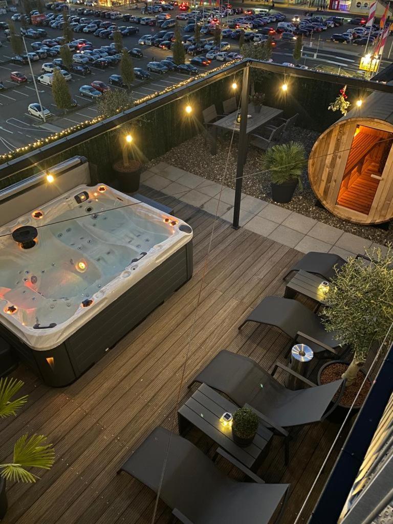 Wellness Dome Penthouse Suite 6