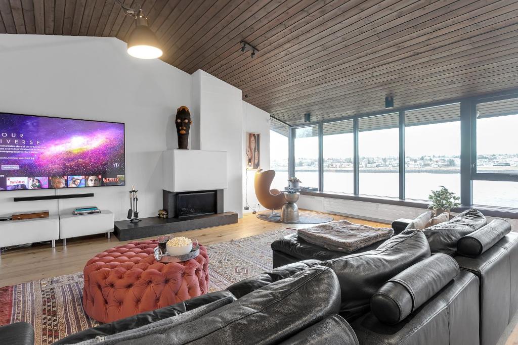 Seaside Villa - 6 Bedrooms HG OOOO6077 5