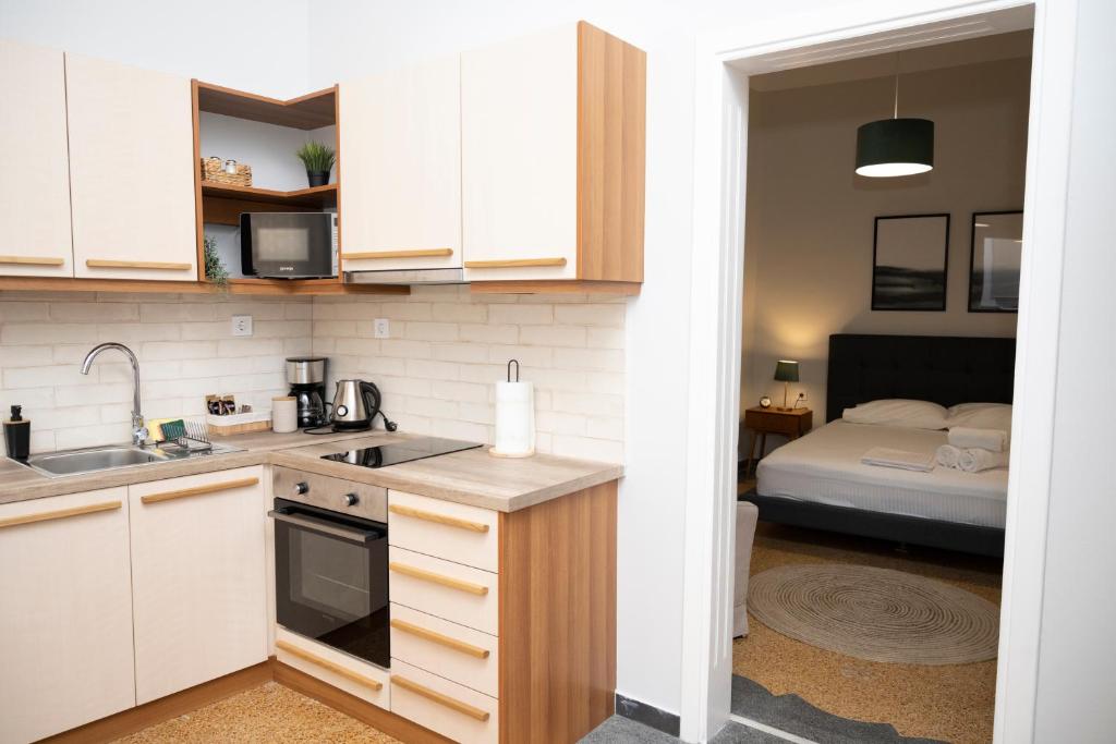 HomeResidence 2 4