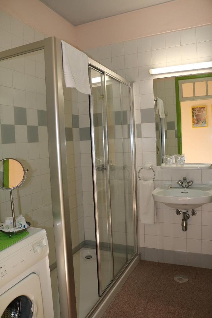 Hospedaria Verdemar 8