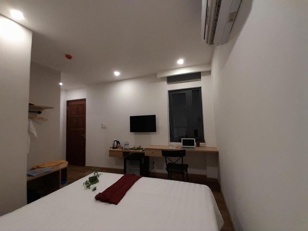 HAPPY HOME HOTEL