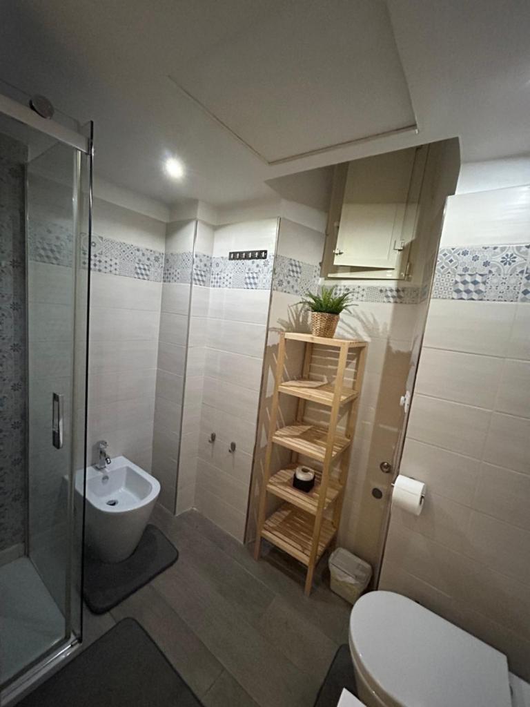 Alex Rhome Apartment 3