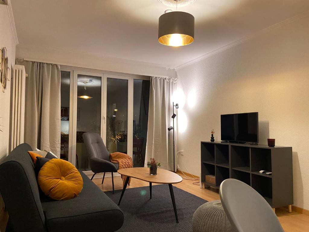 Comfort 1 and 2BDR Apartment close to Zurich Airport 4