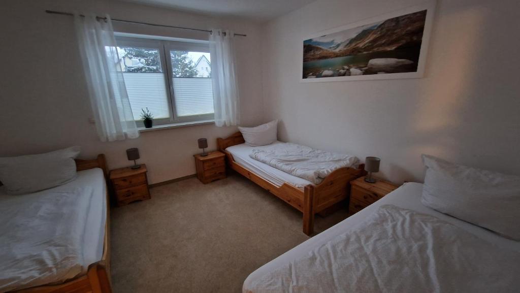 FeWo "Am Auwald" Geräumige Ferienwohnung mit Sauna, Terrasse & Parkplatz 2