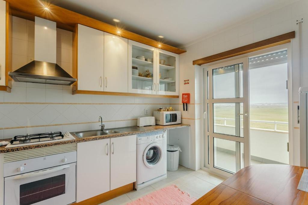 Best Houses 22- Great Location in Baleal! 6