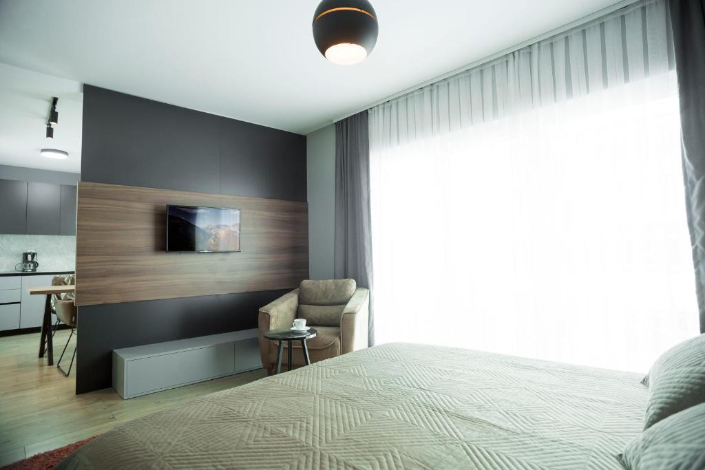 Lux Apartments 4