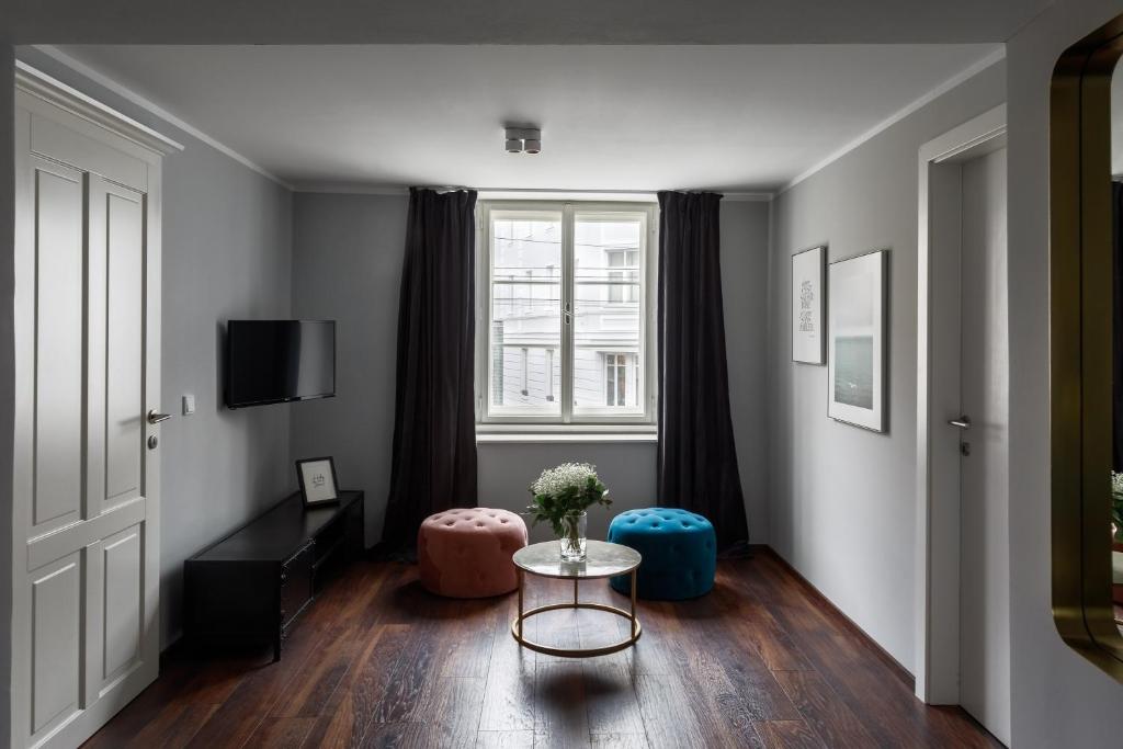 Numa Salzburg Sonate 8