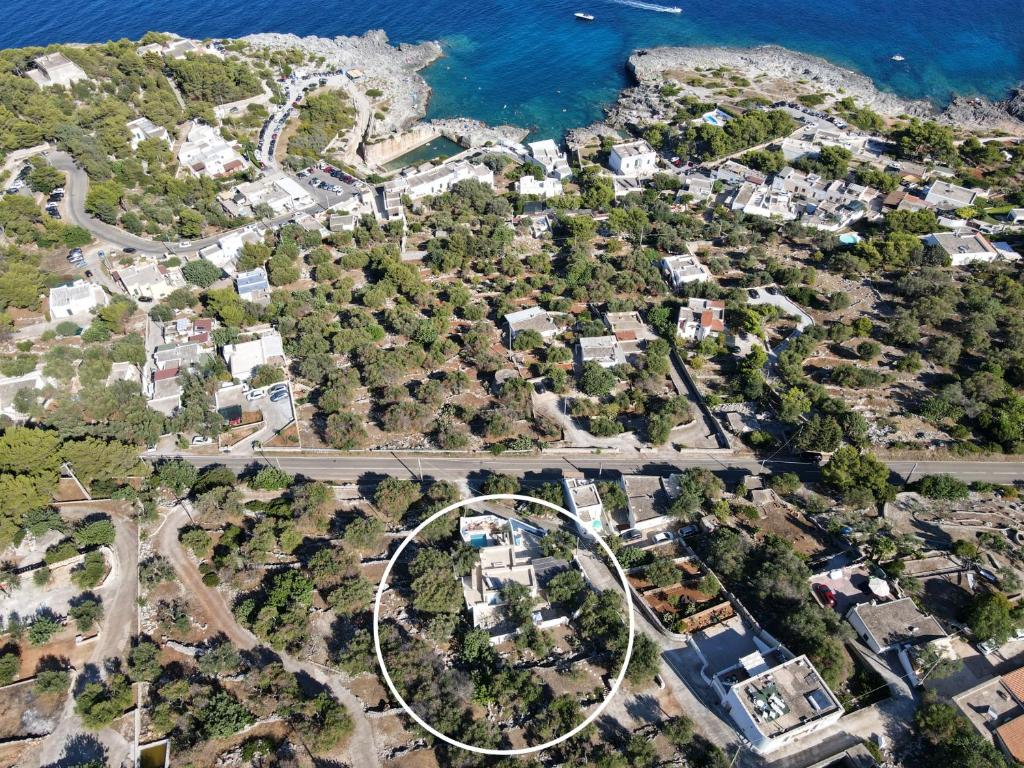 Photo de la galerie de l'établissement Villa Adria - Vista Mare con Piscina e Terrazza privata, à Gagliano del Capo