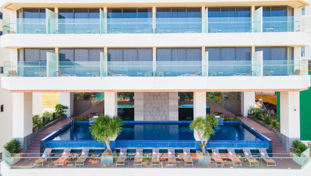 Queen Ann Nha Trang Hotel