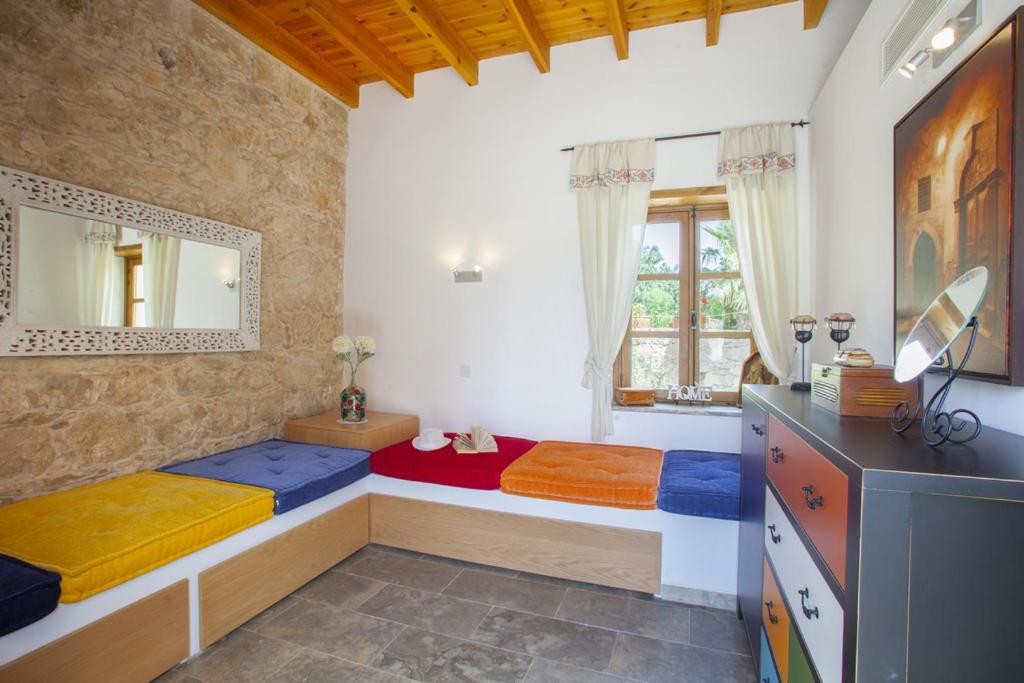 Mesogi Cottage 2