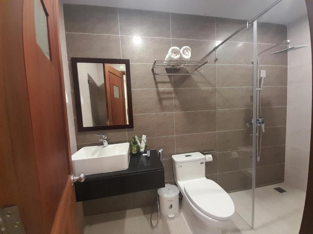 HAPPY HOME HOTEL