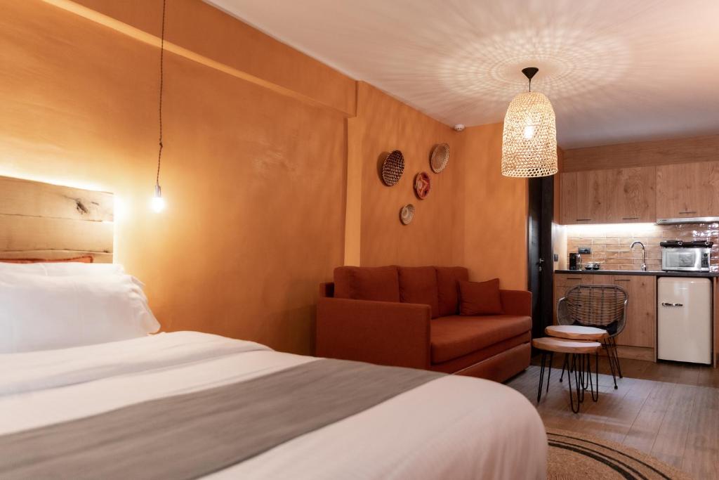Minos by Agora Luxury Apartments in the heart of Heraklion 4