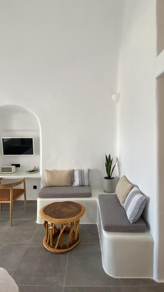 Nomikos Villas 6