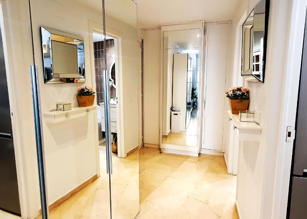 Wonderful Studio in Marbella Centre on the Second Line Beach 3