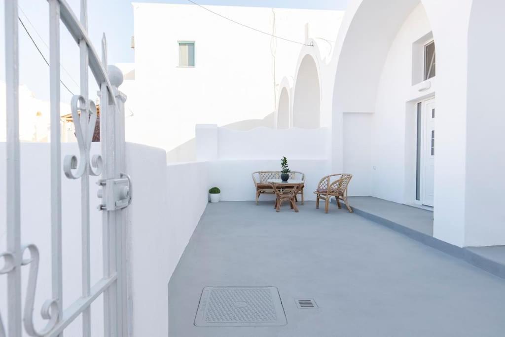 Yann House Imerovigli 4