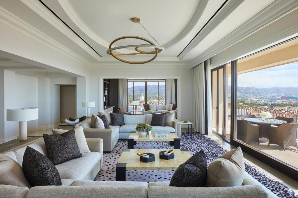 Beverly Wilshire, A Four Seasons Hotel Image