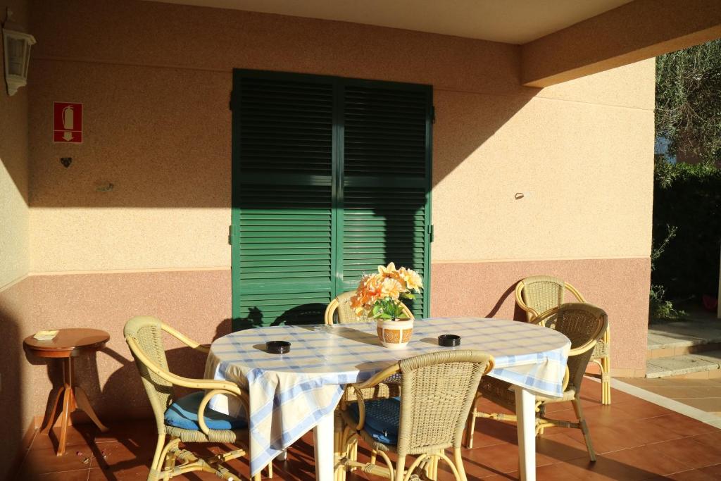 Spectacular Villa with SwimmingPool in Cala Blanca 5