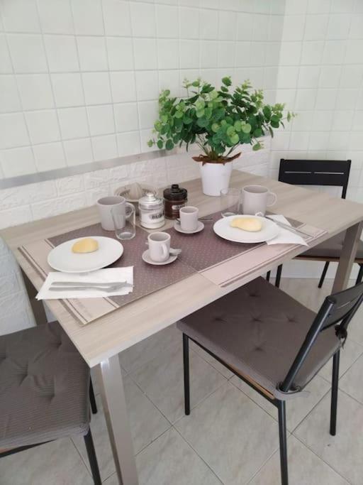 Casa Noemi, a pochi passi dalle spiagge e dal centro di Arma di Taggia. 5