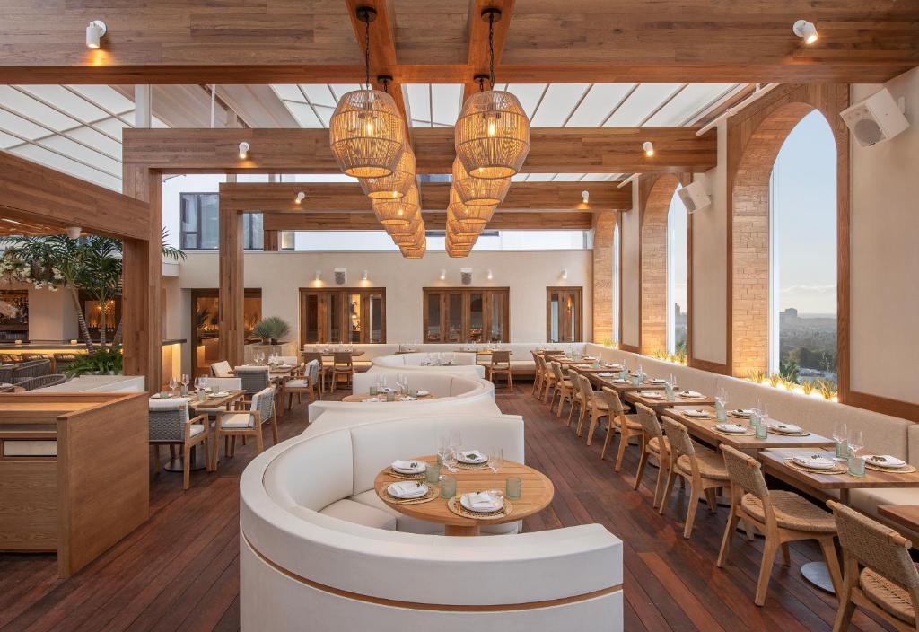 Mondrian Los Angeles in West Hollywood Image