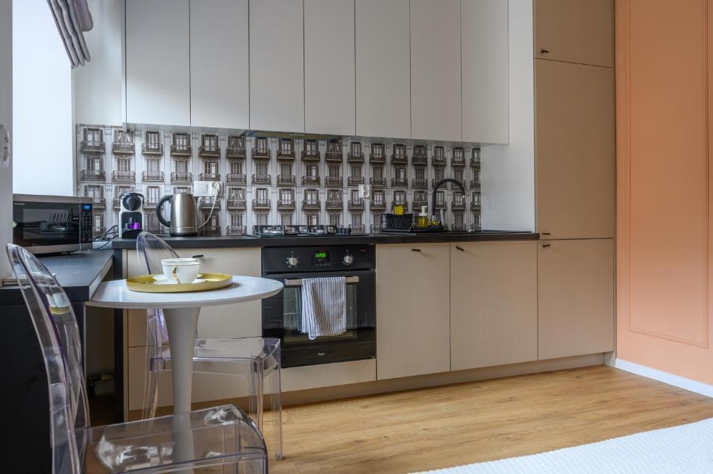 Rent-Apart City Center Piotrkowska 8